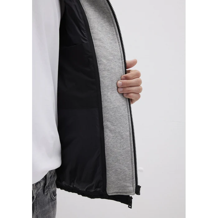 Mavi 0110662-71379 Mavi Logo Baskılı Kapüşonlu Siyah Şişme Mont