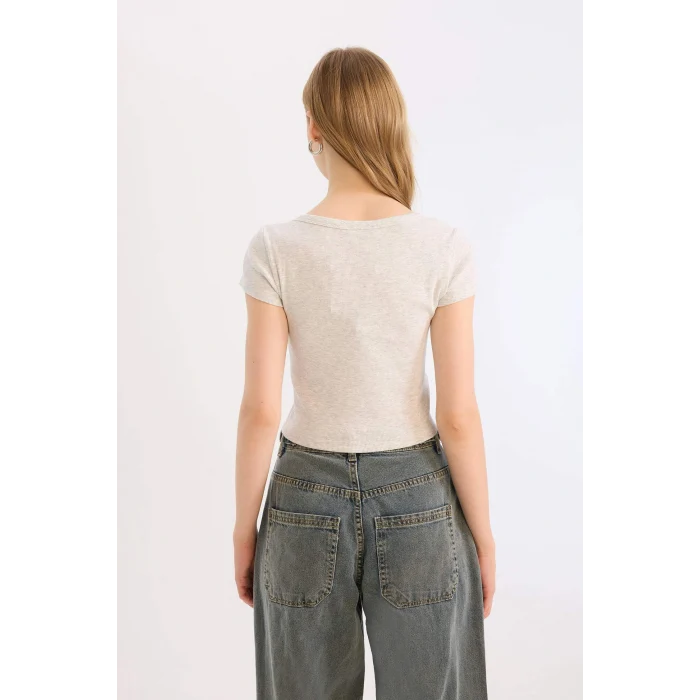 Defacto E0290 Gri Coool V Yaka Fitted Fitilli Kaşkorse Kısa Kollu Tişört