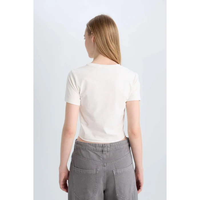 Defacto Z8790 Beyaz Coool Fitted Bisiklet Yaka Basic Düz Kısa Kollu Beyaz Tişört