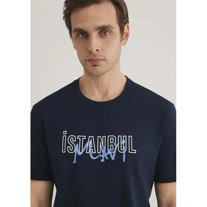 Mavi 067114-34319 İstanbul Baskılı Lacivert Tişört