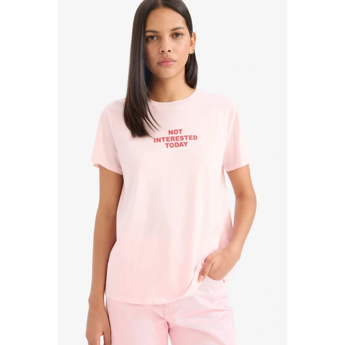 Defacto F2092 Pembe Relax Fit Bisiklet Yaka Baskılı Penye Kısa Kollu Tişört