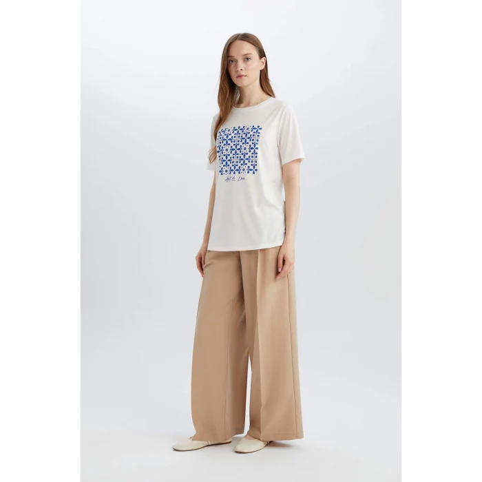 Defacto E1163 Ekru  Regular Fit Bisiklet Yaka Etnik Desenli Kısa Kollu Tişört
