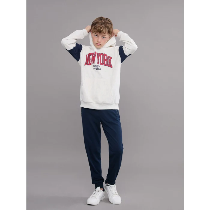LCW Kids Ekru Kapüşonlu New York Baskılı Erkek Çocuk Sweatshirt