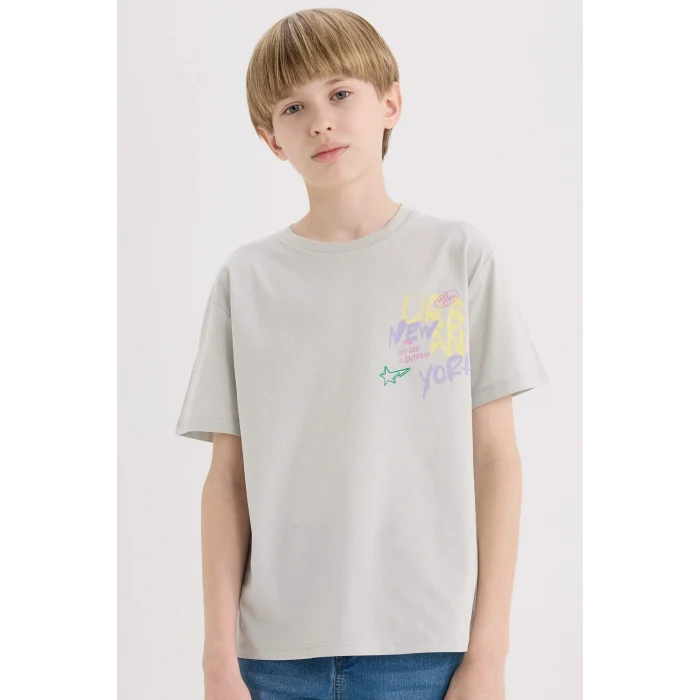 Defacto E0104 Gri Erkek Çocuk Bisiklet Yaka Sırt Baskılı Kısa Kollu Tişört