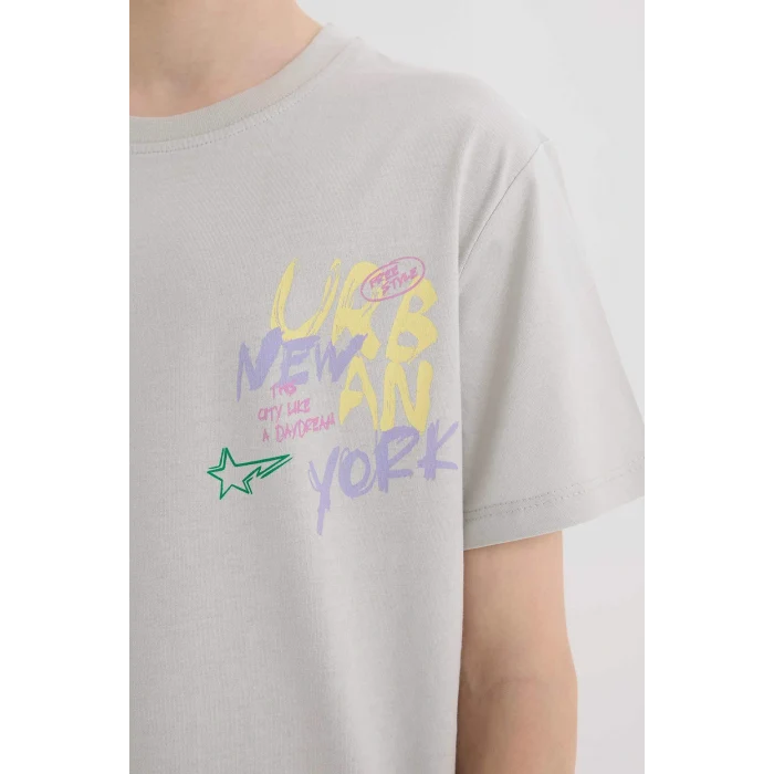 Defacto E0104 Gri Erkek Çocuk Bisiklet Yaka Sırt Baskılı Kısa Kollu Tişört