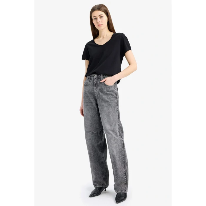 Defacto K1507 Siyah Regular Fit V Yaka Basic Düz Kısa Kollu Siyah Tişört