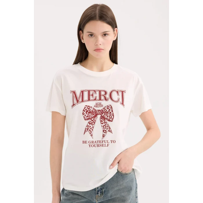 Defacto D9606 Beyaz Regular Fit Bisiklet Yaka Baskılı Kısa Kollu Tişört