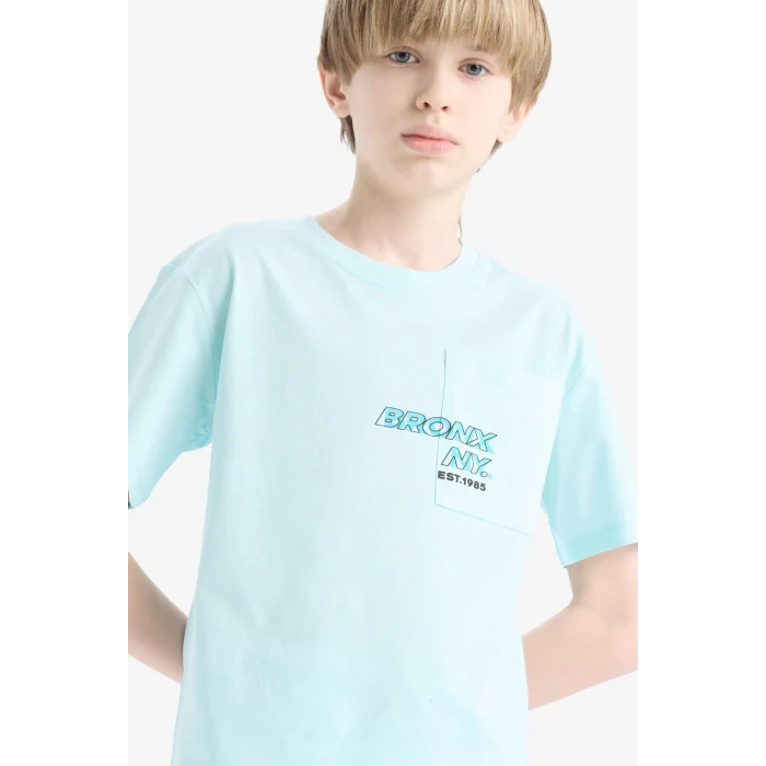 Defacto E0098 Turkuaz Erkek Çocuk Bisiklet Yaka Baskılı Kısa Kollu Tişört