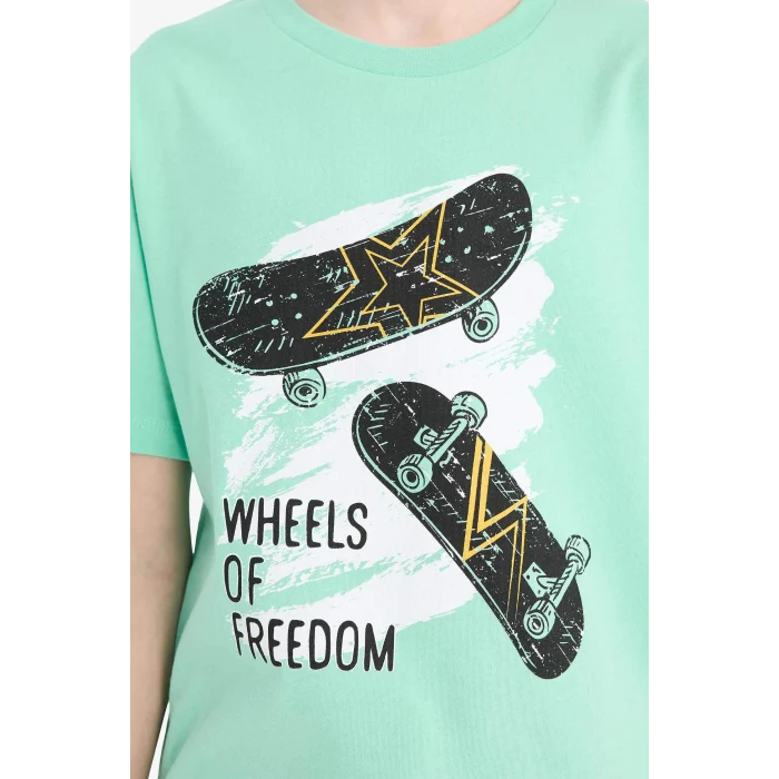 Defacto F0174 Yeşil Erkek Çocuk Bisiklet Yaka Baskılı Kısa Kollu Tişört