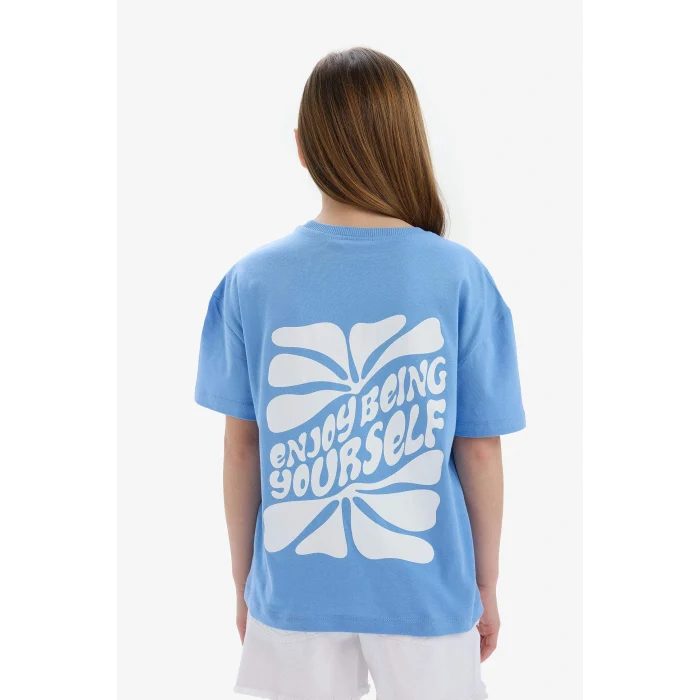 Defacto E0354 Mavi Kız Çocuk Relax Fit Bisiklet Yaka Sırt Baskılı Kısa Kollu Tişört