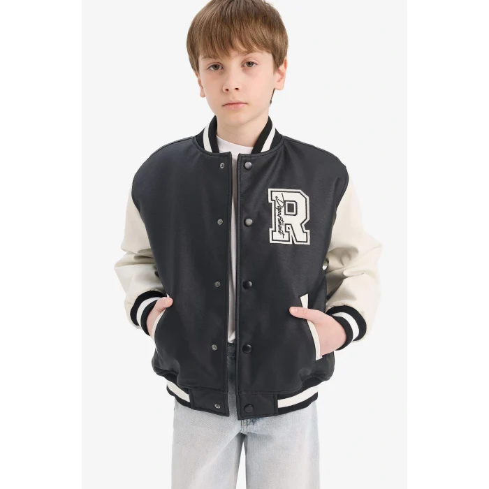 Defacto C7088A8BK27 Siyah Erkek Çocuk Okul Su Geçirmez Kolej Yaka Fermuarlı Çift Cepli Mevsimlik Suni Deri Bomber Mont Ceket