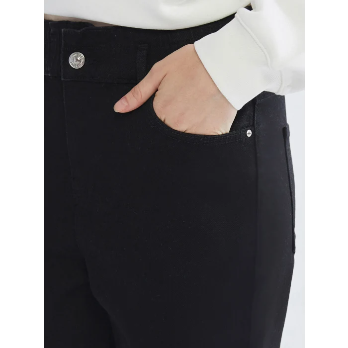 LCWAIKIKI Classic Siyah Slim Mom Kadın Jean Pantolon