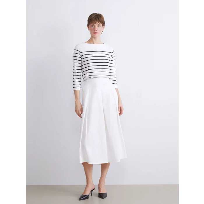 LCWAIKIKI Classic Siyah Bisiklet Yaka Çizgili Kadın Tişört