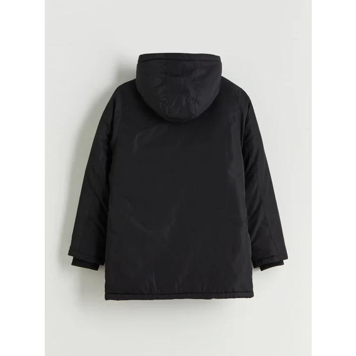 LCW Kids Siyah Kapüşonlu Erkek Çocuk Mont