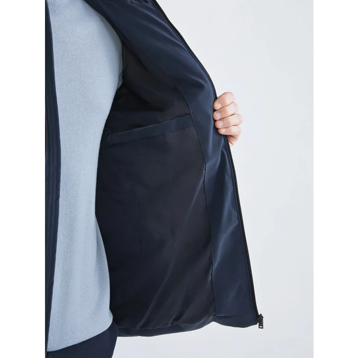 LCWAIKIKI Classic Lacivert Standart Kalıp Kapüşonlu Erkek Şişme Mont