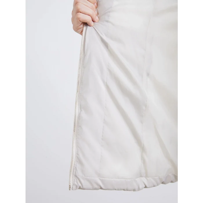 LCWAIKIKI Classic Bej Kapüşonlu Kadın Şişme Mont