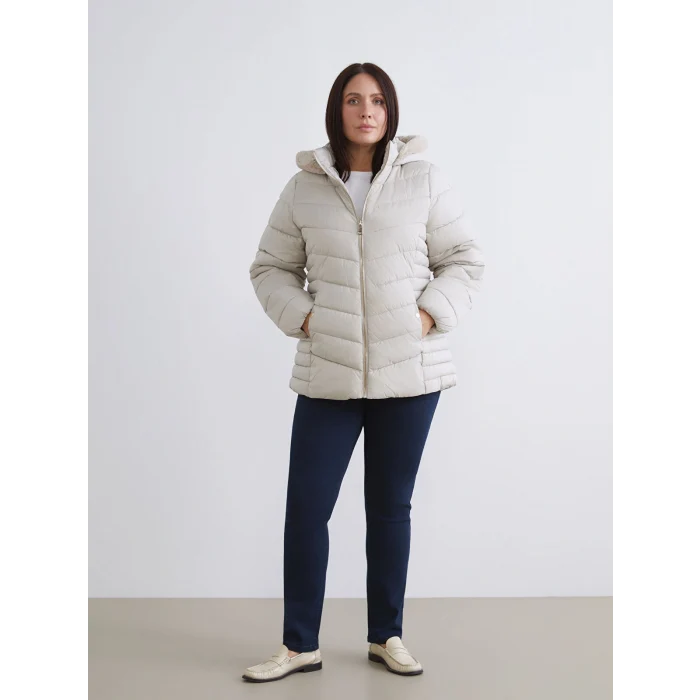 LCWAIKIKI Classic Bej Kapüşonlu Kadın Şişme Mont