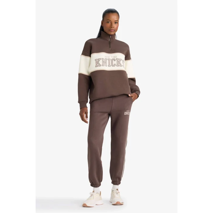 Defacto E9759AXBN335 Kahve DeFactoFit NBA New York Knicks Cepli Standart Boy Jogger Eşofman Altı