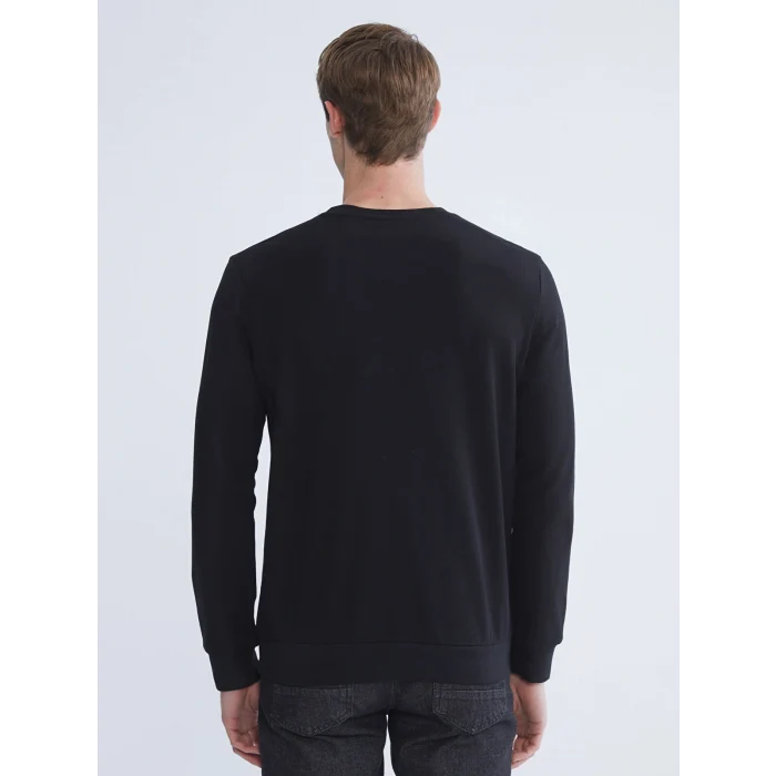 LCWAIKIKI Classic Siyah Bisiklet Yaka Uzun Kollu Baskılı Erkek Sweatshirt