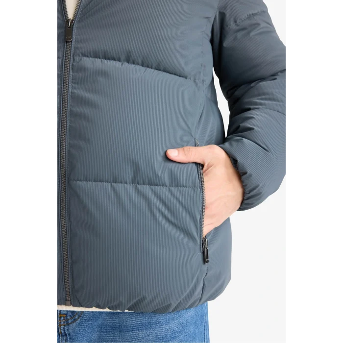 Defacto F0307AXGN1085 Yeşil Su İtici Rüzgar Geçirmez Dik Yaka Astarlı Fermuarlı Cepli Kışlık Mont