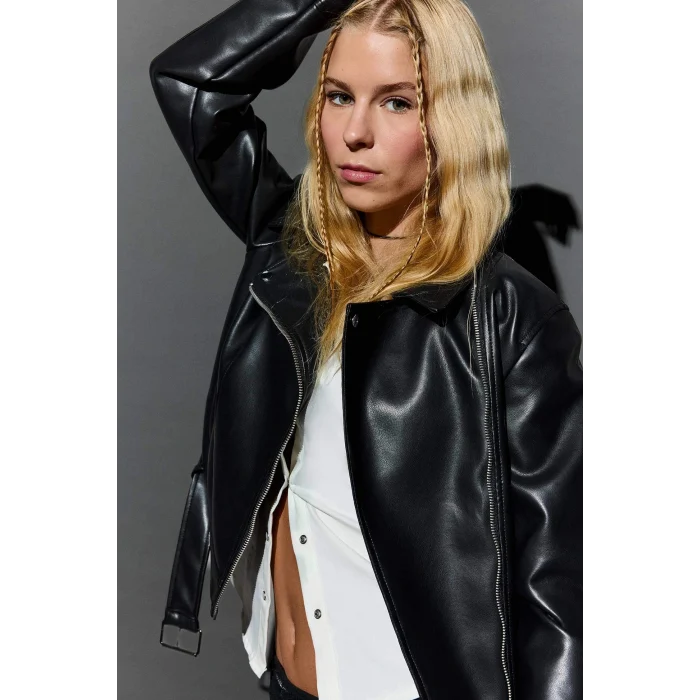 Defacto E8530AXBK27 Siyah Regular Fit Fermuarlı Suni Deri Ceket Mont