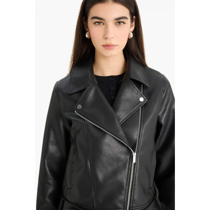 Defacto E8530AXBK27 Siyah Regular Fit Fermuarlı Suni Deri Ceket Mont