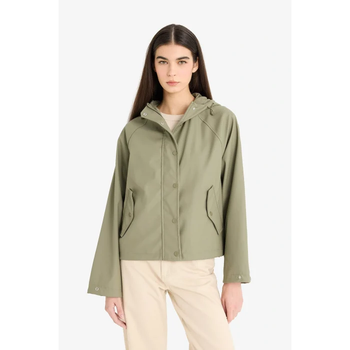 Defacto E8552AXKH402 Haki Regular Fit Kapüşonlu Suni Deri Yağmurluk