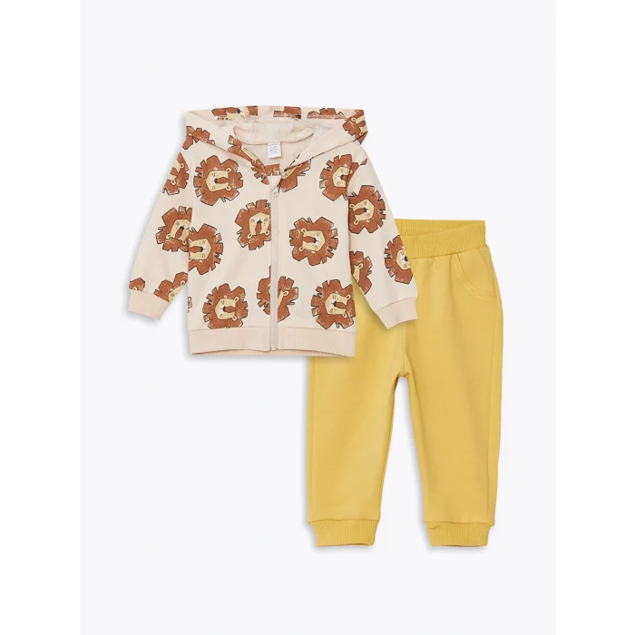 LCW baby Ekru Kapüşonlu Uzun Kollu Baskılı Erkek Bebek Hırka ve Pantolon 2li Takım