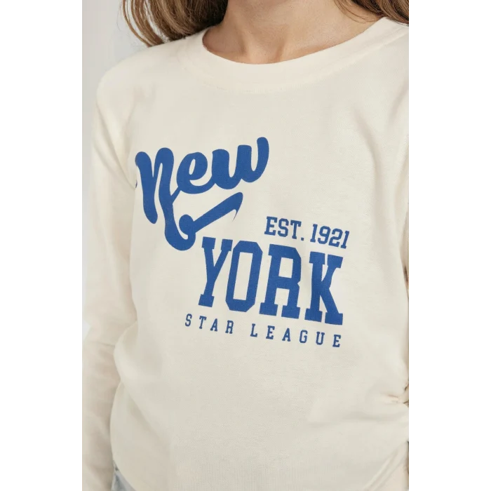 Defacto D2987A8ER99 Ekru Kız Çocuk Cropped Fit Bisiklet Yaka Baskılı Ribana Uzun Kollu Tişört