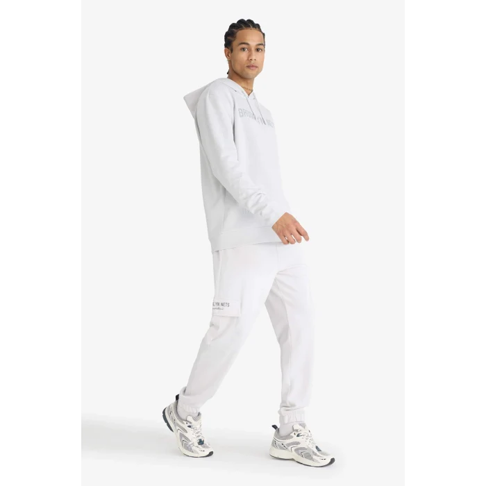 Defacto F8735AXGR519 Gri DeFactoFit NBA Brooklyn Nets Standart Fit Skuba Dalgıç Kumaş Jogger