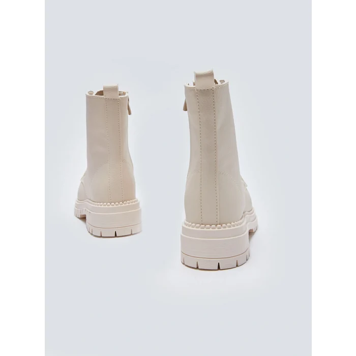LCW STEPS Beyaz Deri Görünümlü Kadın Bot