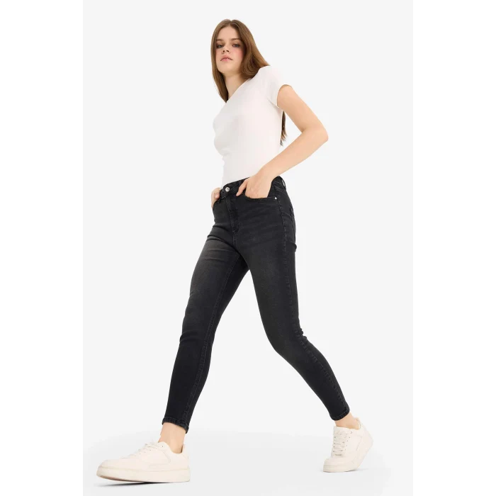 Defacto E9820AXNM40 Siyah Skinny Fit Yüksek Bel Bilek Boy Jean Pantolon