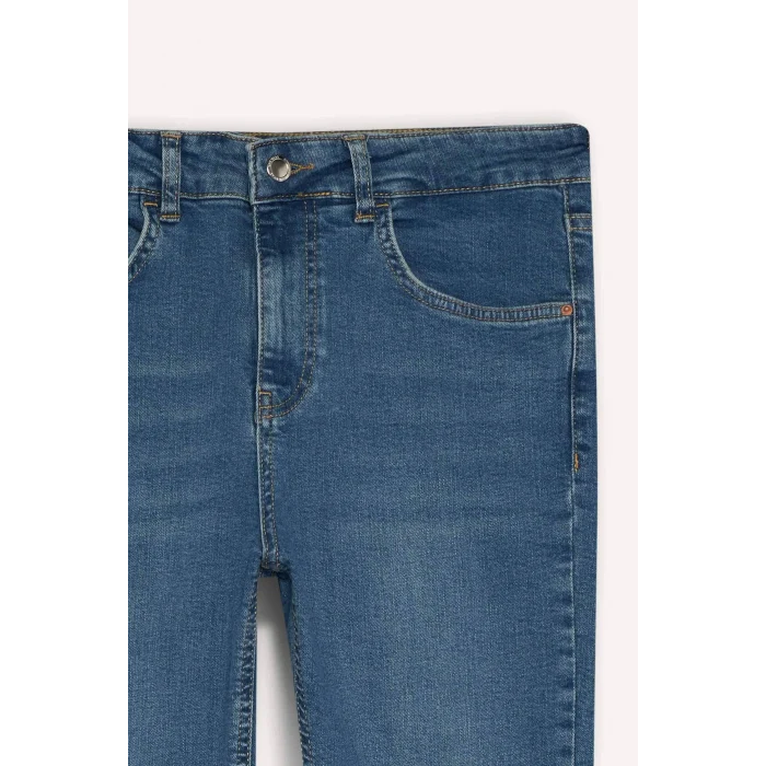 Defacto G2217AXNM28 Mavi Crop Flare Fit Düşük Bel Bilek Boy Jean Yıkamalı Pantolon