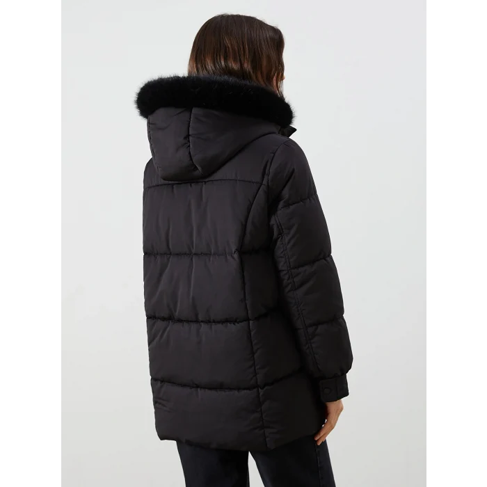 LCW Vision Siyah Kürklü Kapüşonlu Kadın Şişme Mont