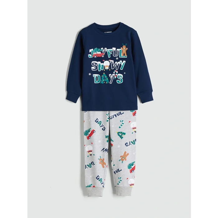 LCW Kids Lacivert Bisiklet Yaka Yılbaşı Temalı Erkek Çocuk Pijama Takımı