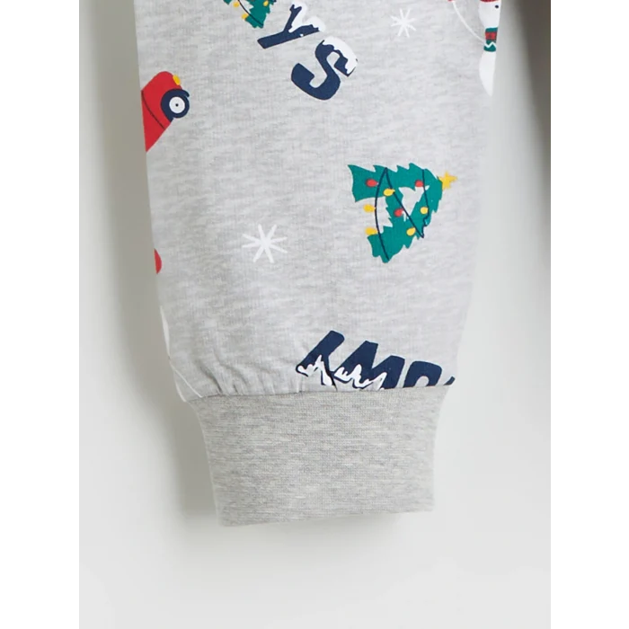 LCW Kids Lacivert Bisiklet Yaka Yılbaşı Temalı Erkek Çocuk Pijama Takımı