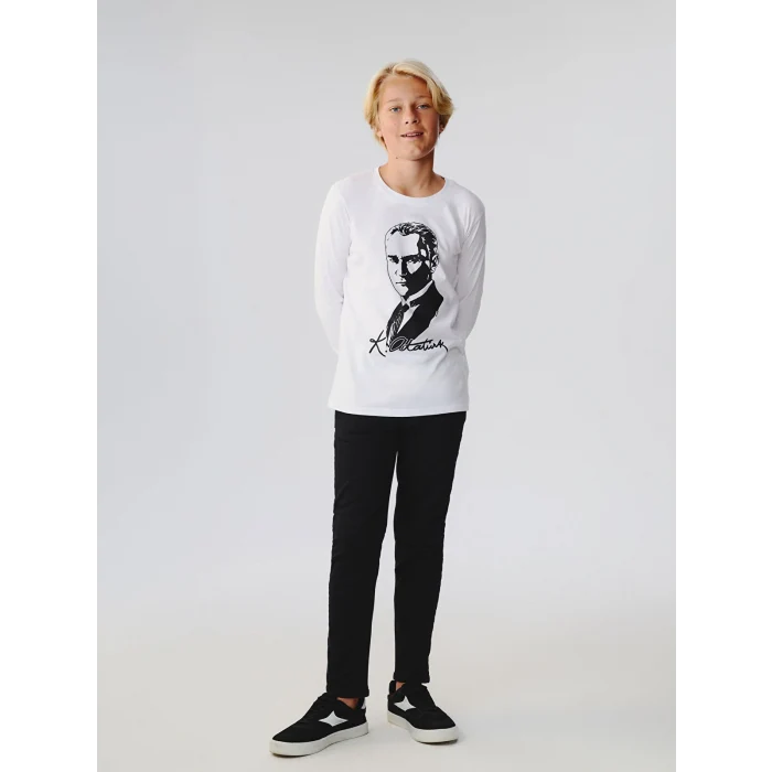 LCW Kids Siyah Slim Fit Erkek Çocuk Okul Pantolonu