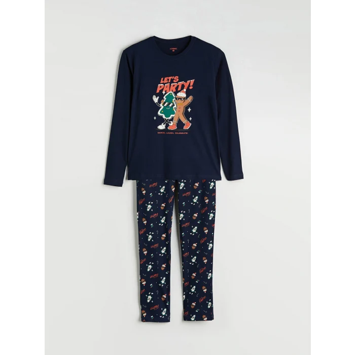 LC WAIKIKI Lacivert Standart Kalıp Yılbaşı Temalı Erkek Pijama Takımı