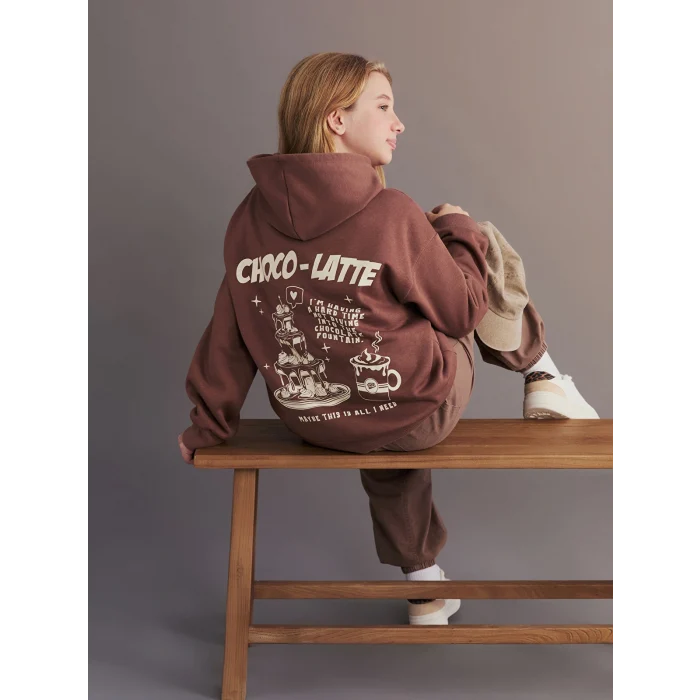 LCW Kids Kahverengi Kapüşonlu Sırt Baskılı Kız Çocuk Sweatshirt