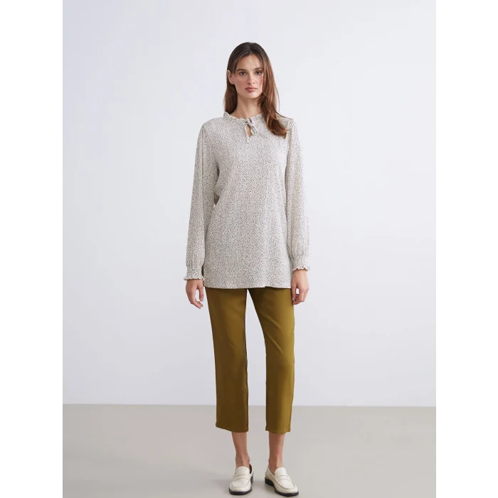 LCWAIKIKI Basic Bej Bağlamalı Yaka Puantiyeli Kadın Tunik