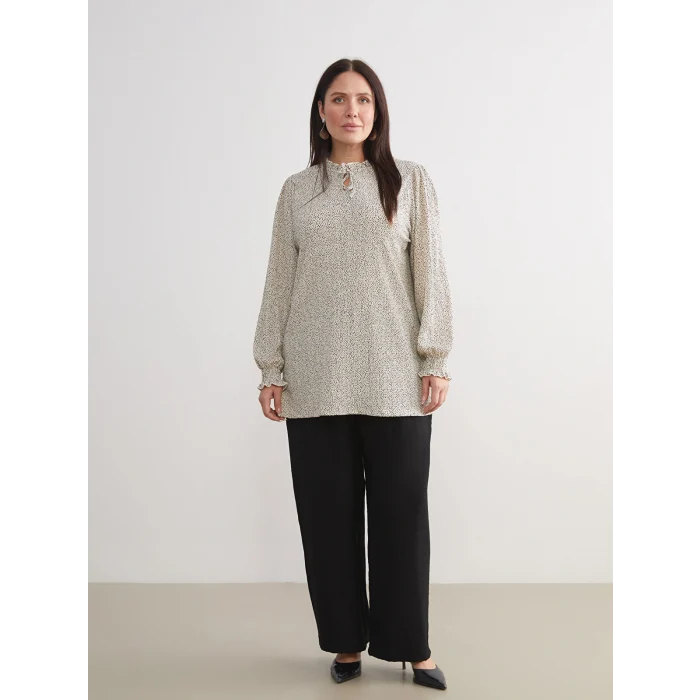 LCWAIKIKI Basic Bej Bağlamalı Yaka Puantiyeli Kadın Tunik