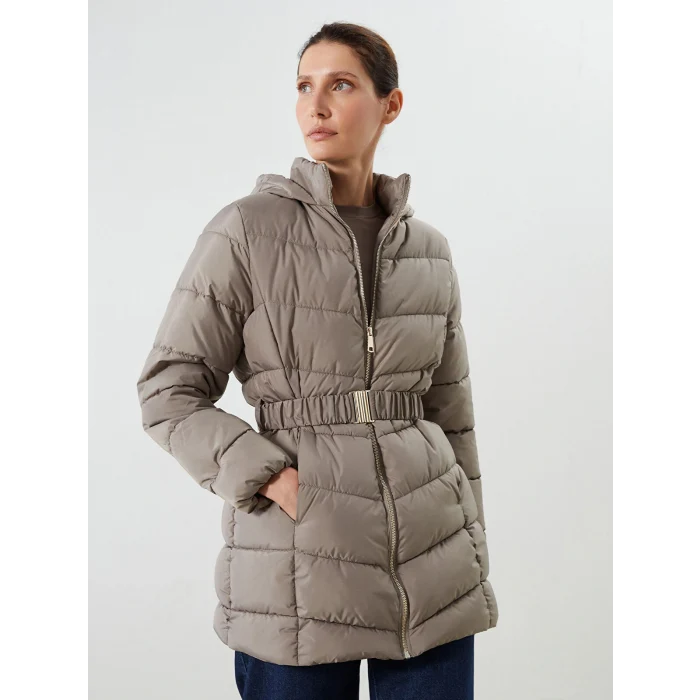 LCWAIKIKI Classic Kahverengi Kapüşonlu Kadın Şişme Mont