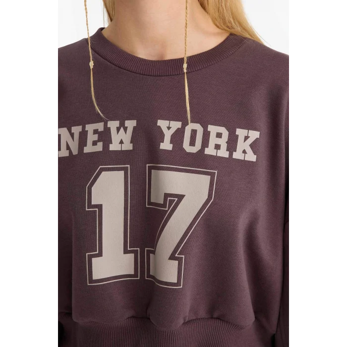 Defacto F8006AXBN549 Kahve Coool Crop Bisiklet Yaka Baskılı Kalın Sweatshirt