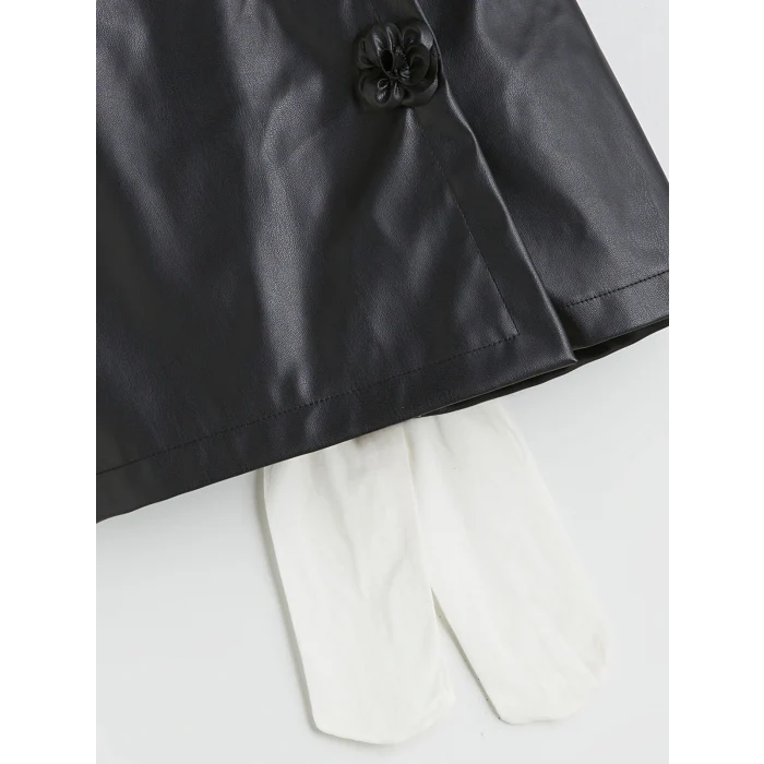 LCW Kids Siyah Deri Görünümlü Kız Çocuk Şort Etek ve Külotlu Çorap