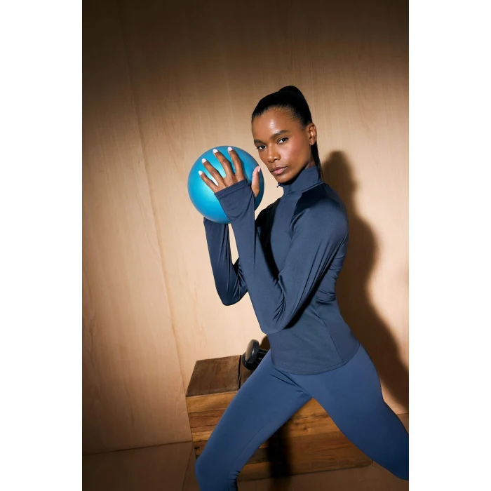 Defacto B0811AXNV238 Lacivert DeFactoFit Standart Fit Dik Yaka Fermuarlı İçi Yumuşak Tüylü Sporcu Uzun Kollu Tişört