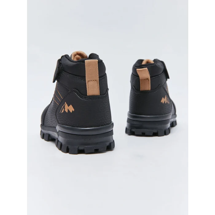 LCW STEPS Siyah Deri Görünümlü Cırt Cırtlı Erkek Bebek Bot