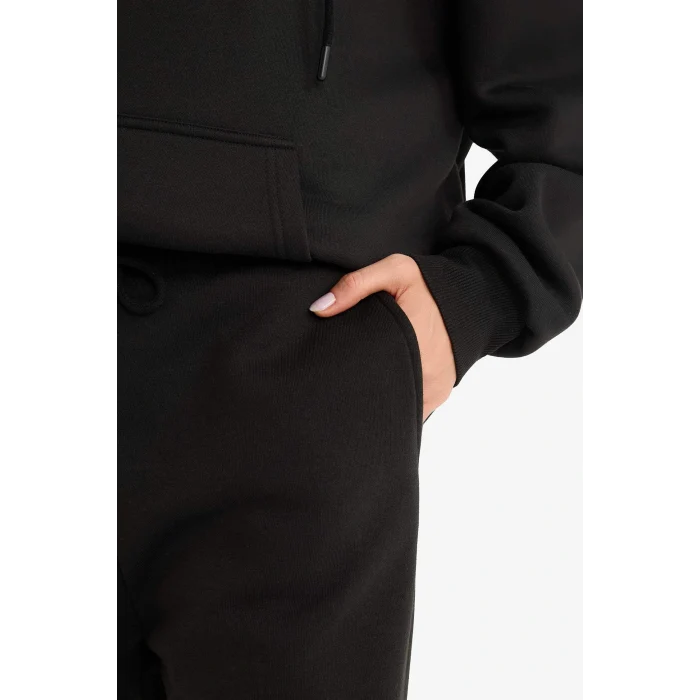 Defacto S7370AZBK81 Siyah Jogger Fit Esnek Bantlı Paça Kalın Kumaş Pantolon