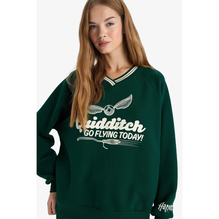 Defacto F9013AXGN516 Yeşil Coool Harry Potter Oversize Geniş Kalıp V Yaka Sweatshirt
