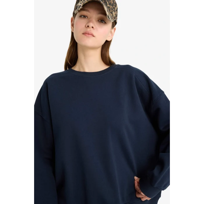 Defacto A4177AXNV146 Lacivert Coool Oversize Geniş Kalıp Bisiklet Yaka Basic Düz Sweatshirt