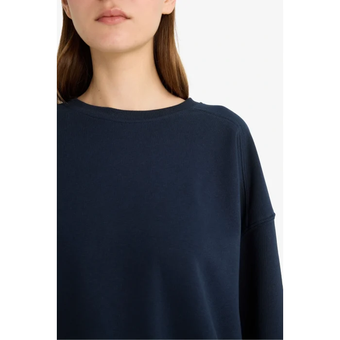 Defacto A4177AXNV146 Lacivert Coool Oversize Geniş Kalıp Bisiklet Yaka Basic Düz Sweatshirt